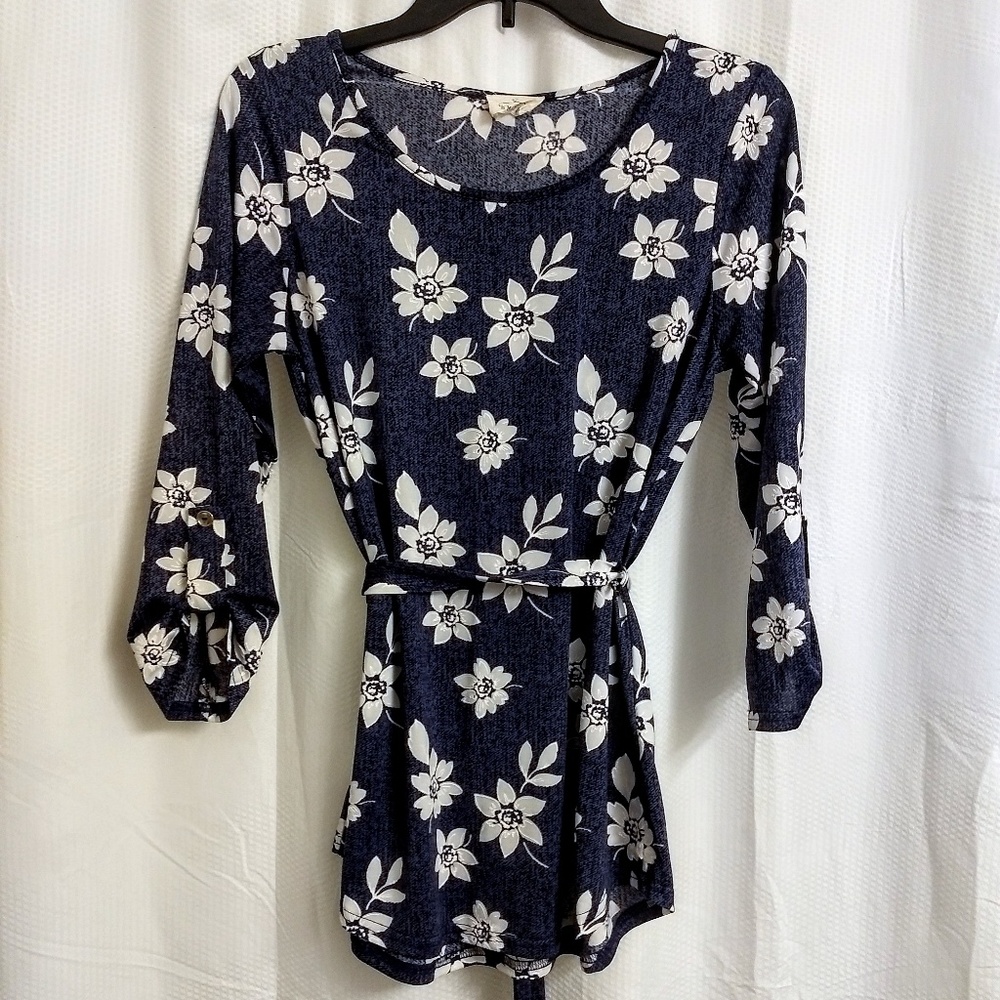 Ember 3/4 Sleeve Floral Top